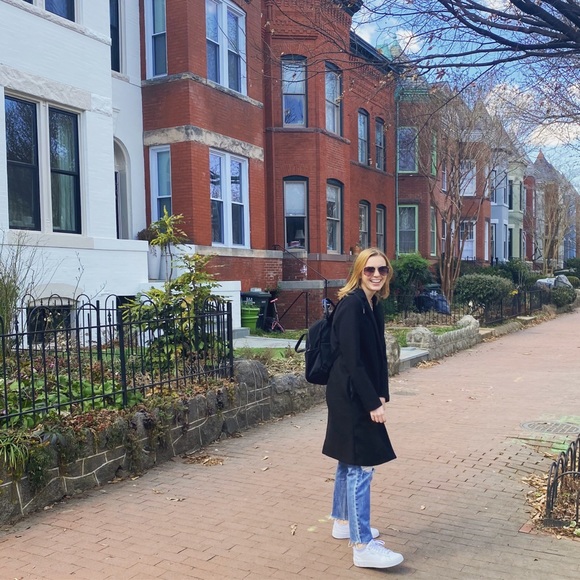 Meet your Posher, Casey - Picture 1 of 1